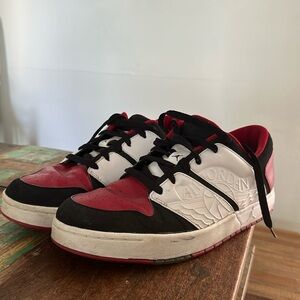 Low varsity vintage Jordan’s